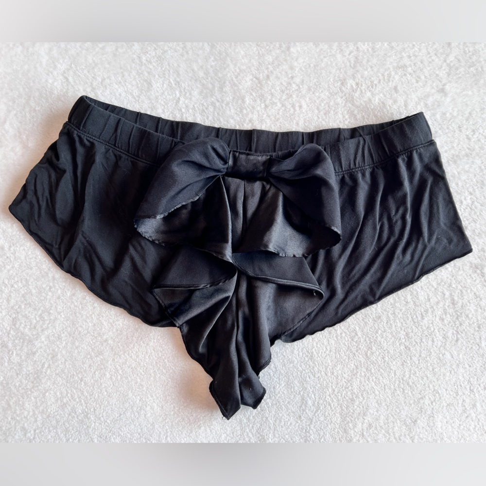 ✿ Unbranded - Shorts - L